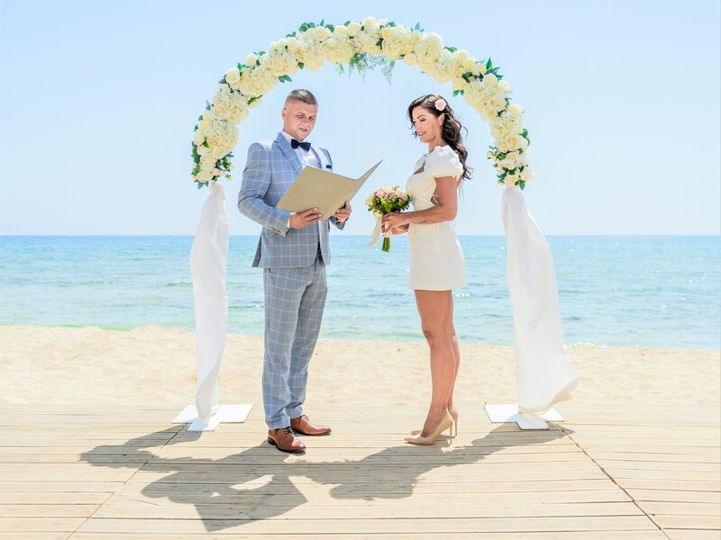 Ślub na Cyprze
Ania & Damian
Ayia Napa, 30 sierpnia 2022
www.slubnacyprze.net